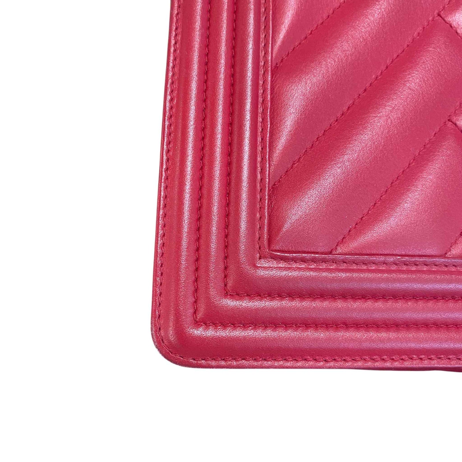 Women's Large Leboy Lambskin Bag Pink - Photo 19
