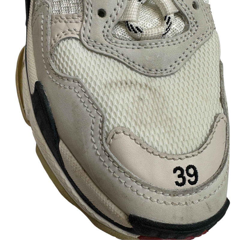 Women's Triple S Low Trainers White Size UK 6 / EU 39