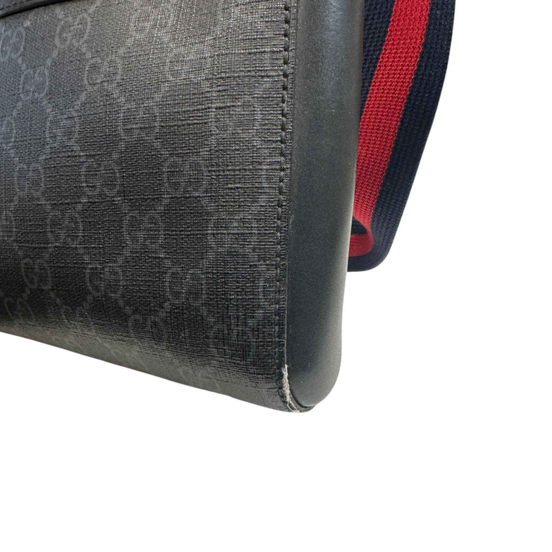 Men's GG Supreme Messenger Bag Black