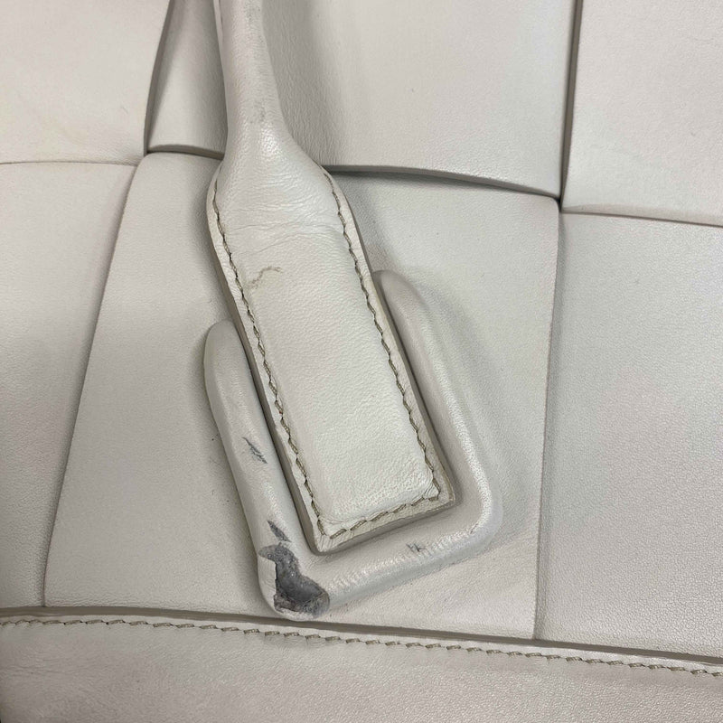 Women's Arco Small Handbag Cream