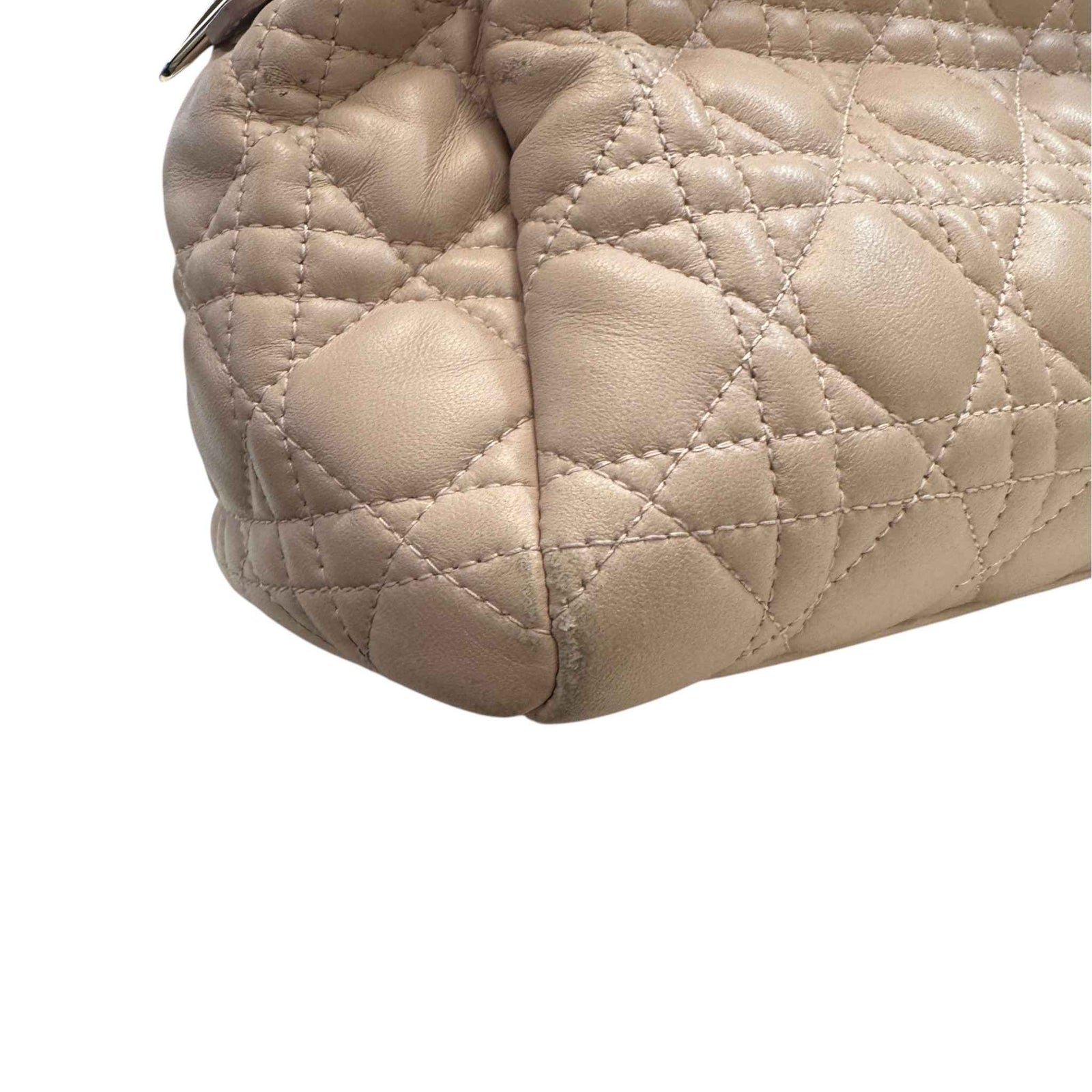 Women's Cannage Quilted Medium Shopping Tote Bag Pink - Photo 17