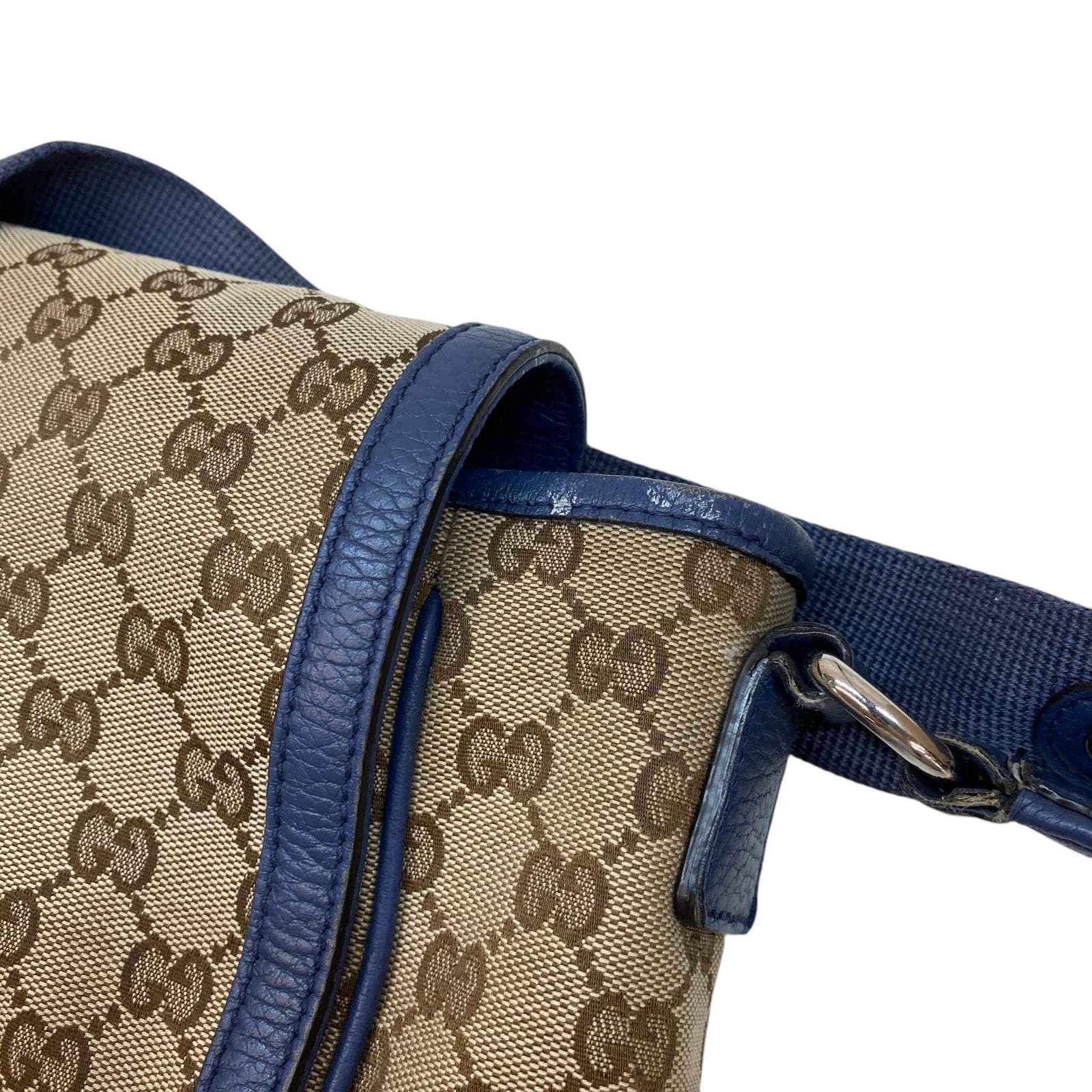 Women's GG Supreme Baby Changing Crossbody Bag Beige - Photo 18