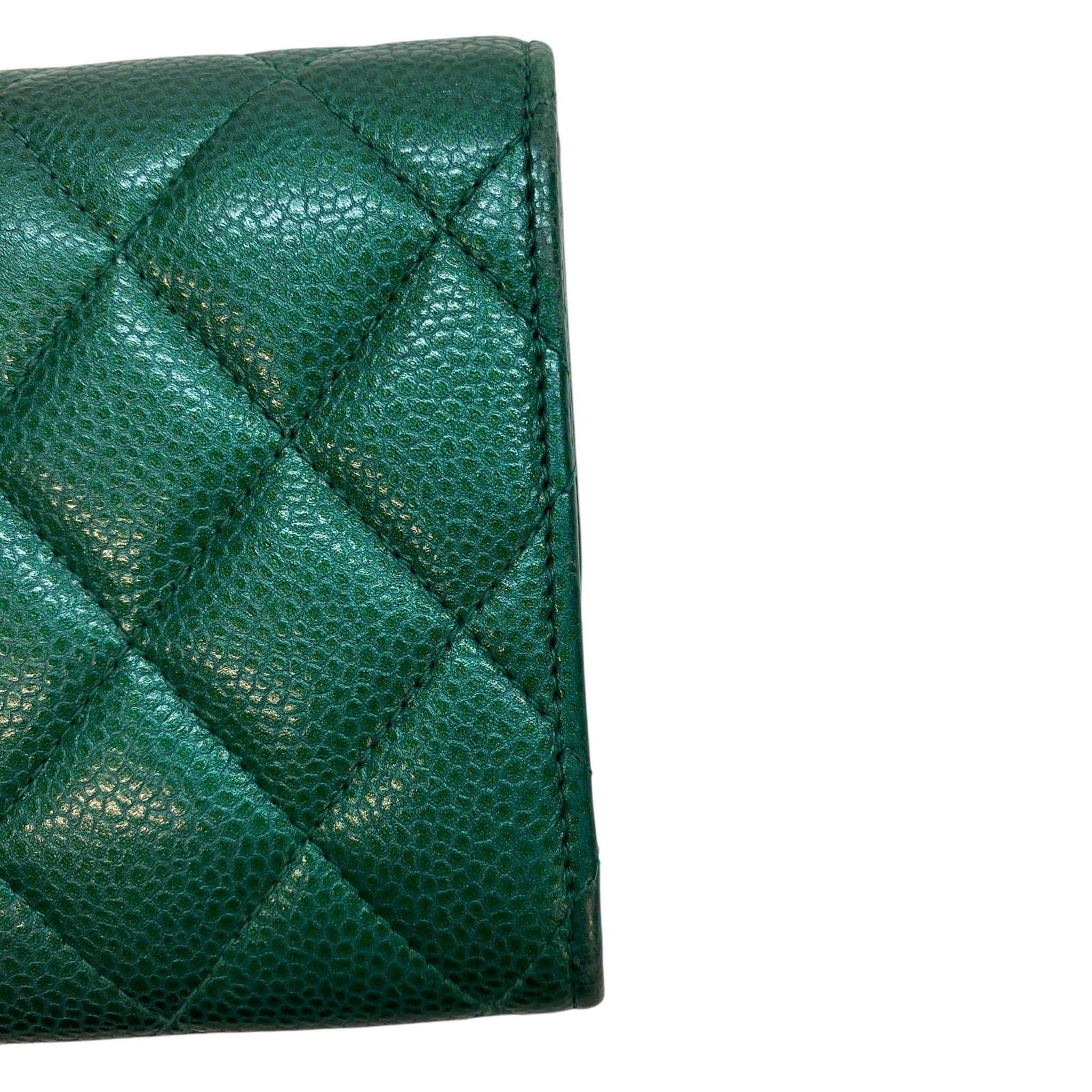 Women's CC 18S Iridescent Emerald Wallet Green - Photo 19