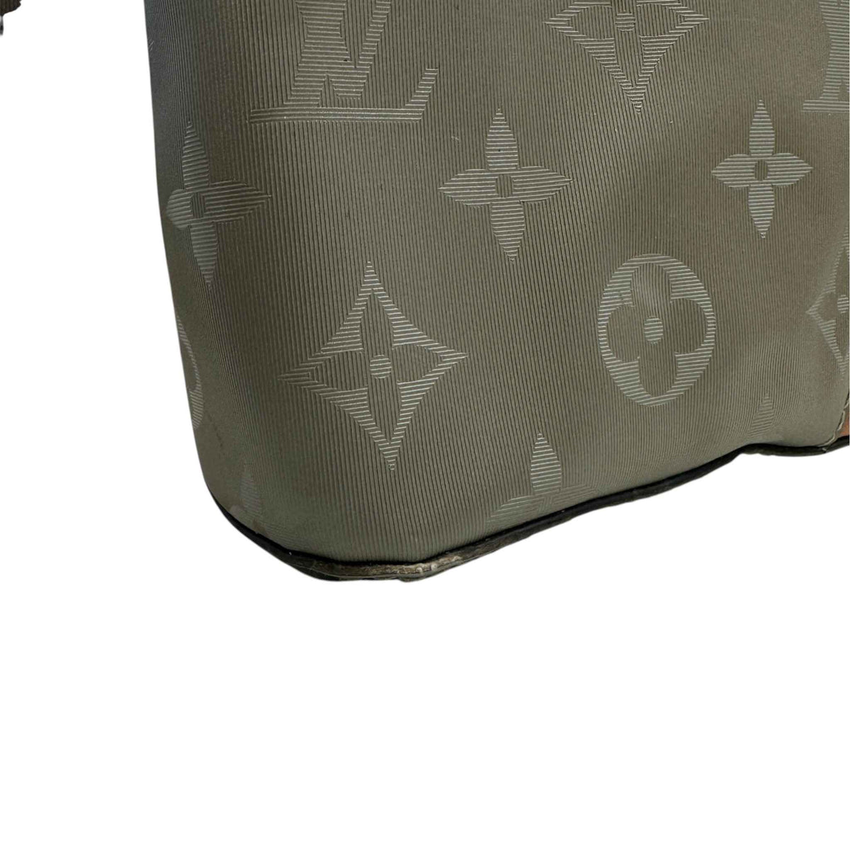 Men's Monogram PM Titanium Messenger Bag Green - Photo 15