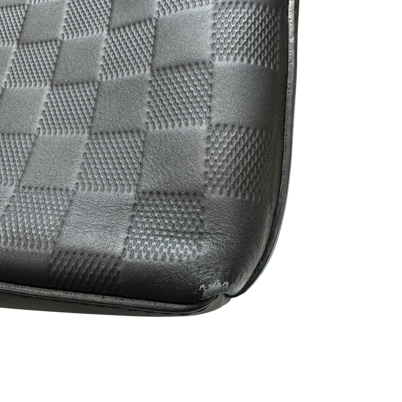 Men's Damier Infini Discovery Messenger Bag Black