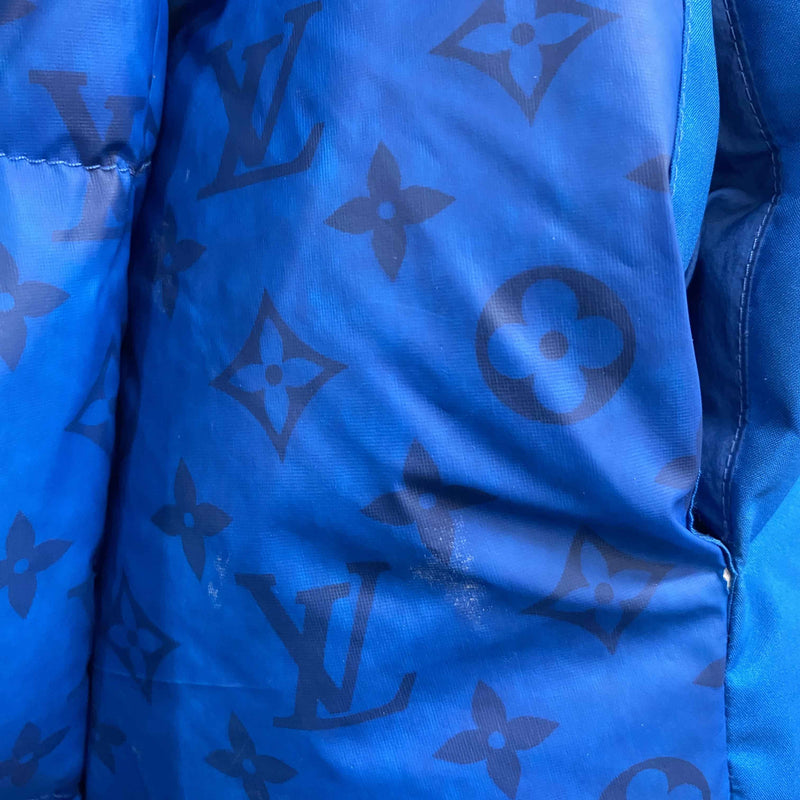 Men's 2054 Heat Reactive Monogram Down Jacket Blue Size XXL