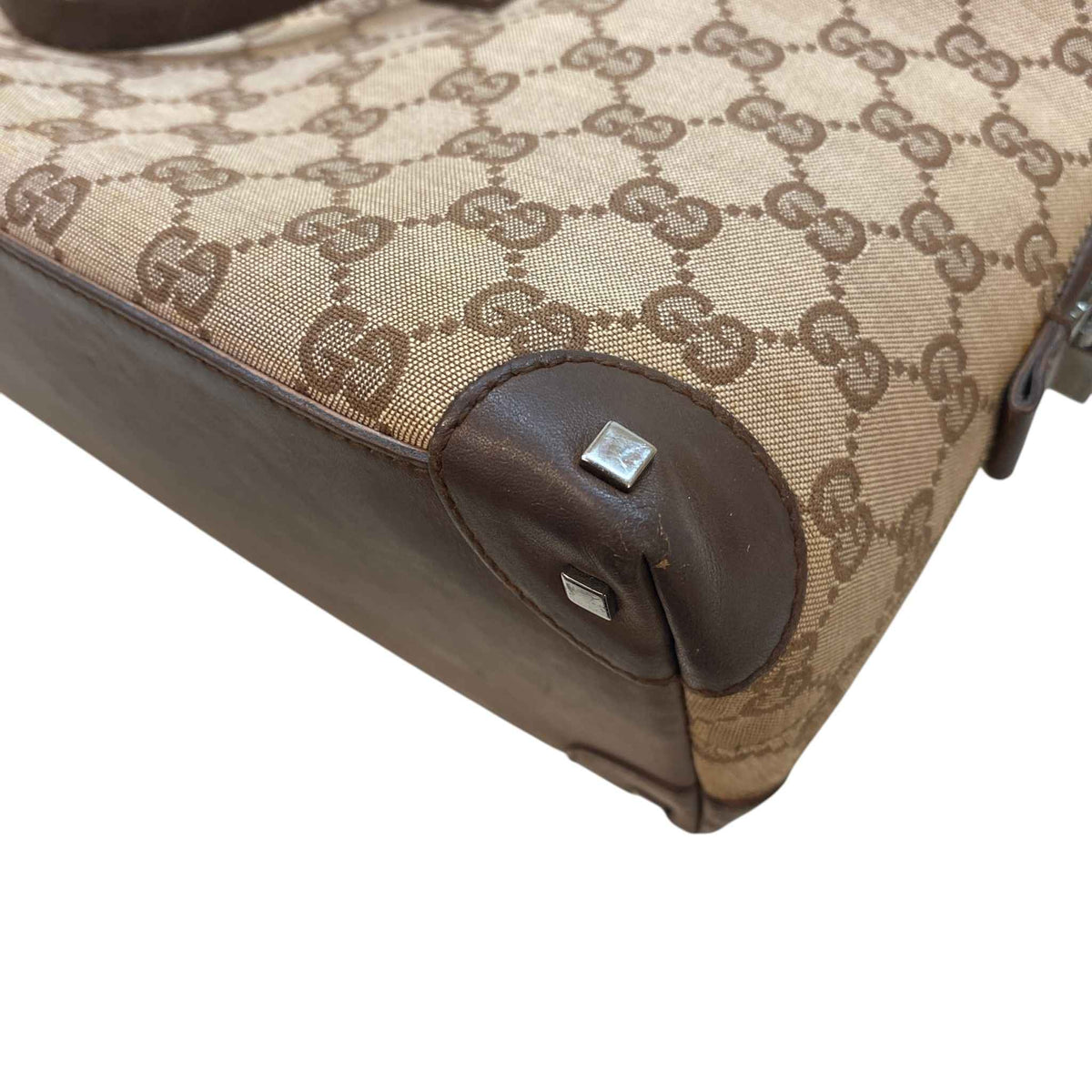 Women's GG Supreme Handbag Beige - Photo 14