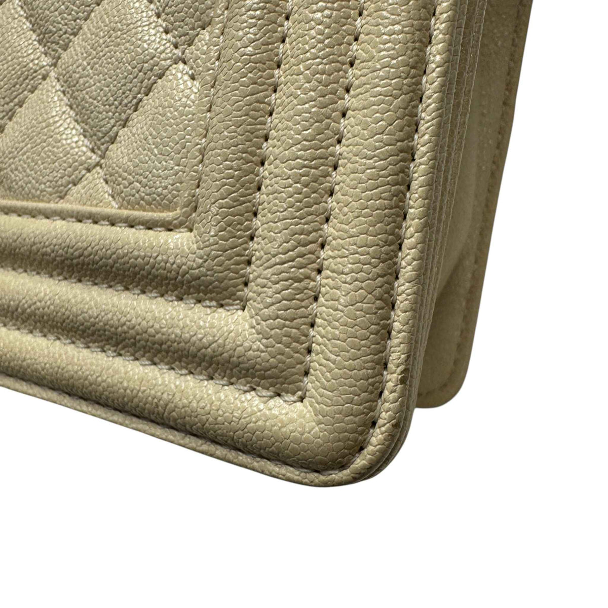 Women's Small Boy Caviar Handbag Cream - Photo 15