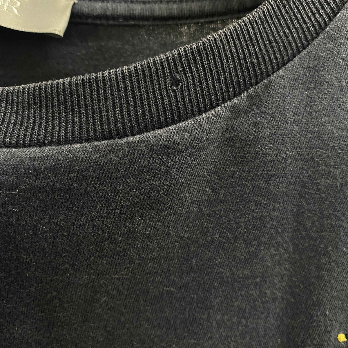 Men's x Kaws Bee Embroidered T-Shirt Navy Size XS - Photo 8