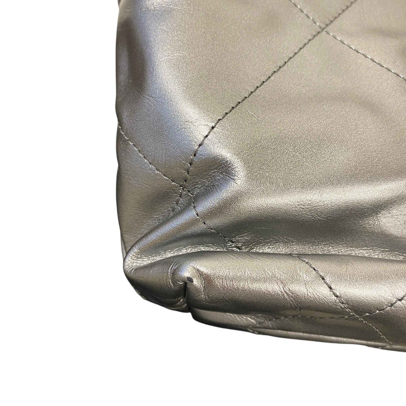 Women's 22 Calfskin Metallic Handbag Silver