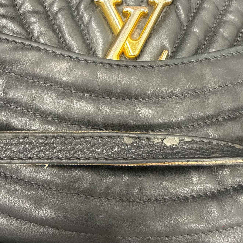 Women's New Wave Camera Crossbody Bag Black