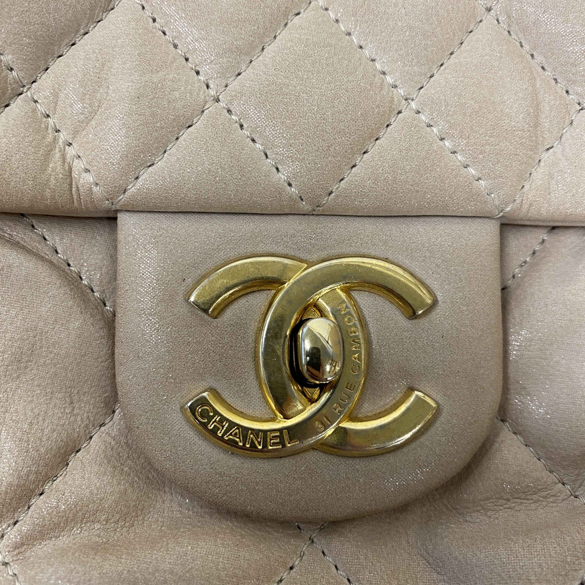 Women's Chic Quilt Flap Handbag Beige - Photo 12