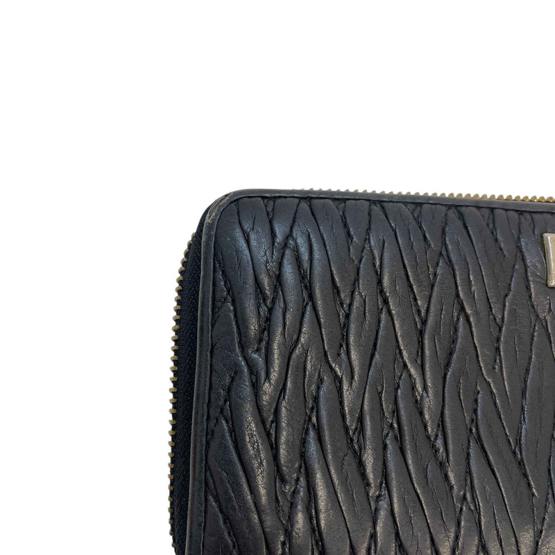 Women's Madison Gathered Twist Purse Black